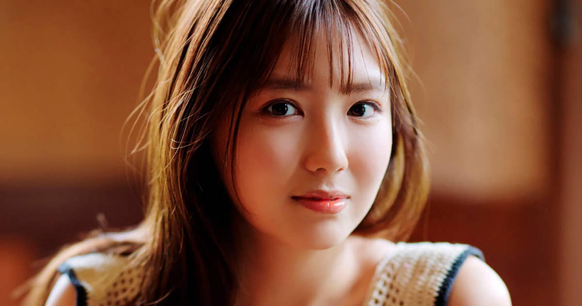 沢口愛華「ヤンマガアザーっす！ 沢口愛華 」 | ヤンマガWeb