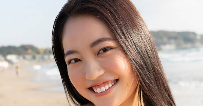 ヤンマガアザーっす！岡本一花<YM2026年9号>