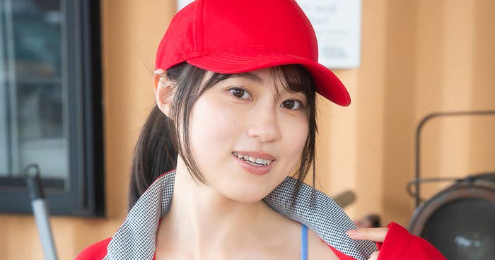 働くお姉さん 藤原ナミ01