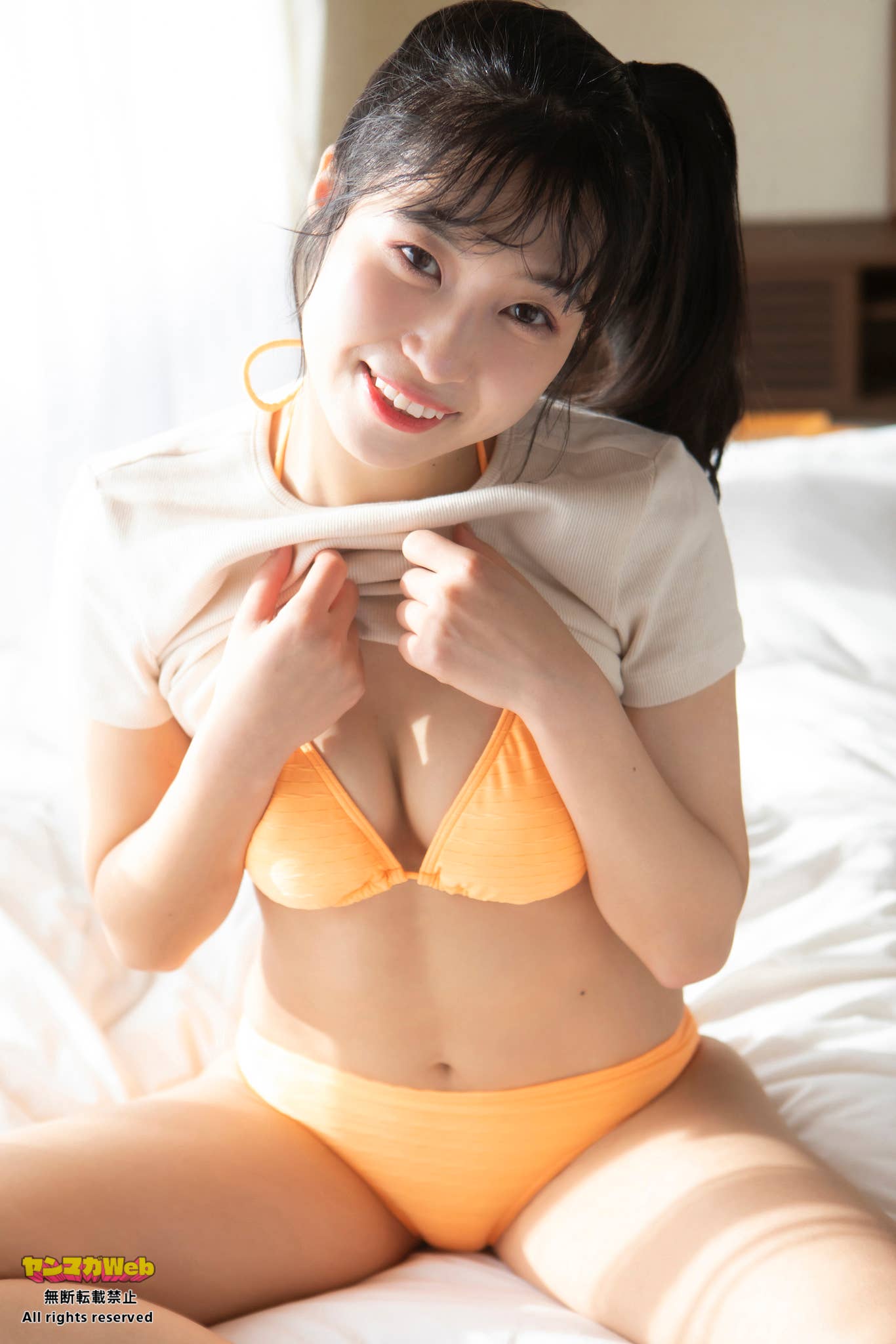 グラビア 鈴木